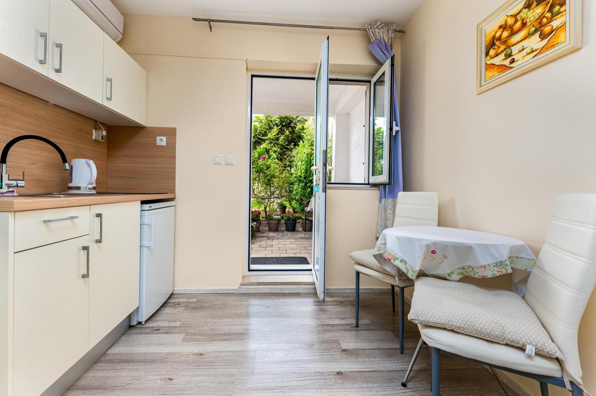 Apartments Gisela Makarska Zimmer foto